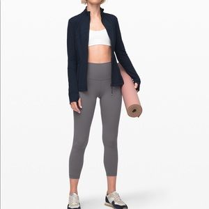 Lululemon align Capri